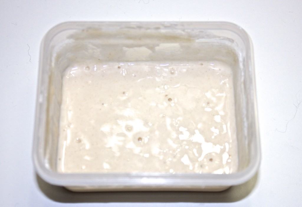 Surdeigsbrød av spelt Surdeigsbrød av spelt Speltsurdeig lavFODMAP starter dag 5 morgen