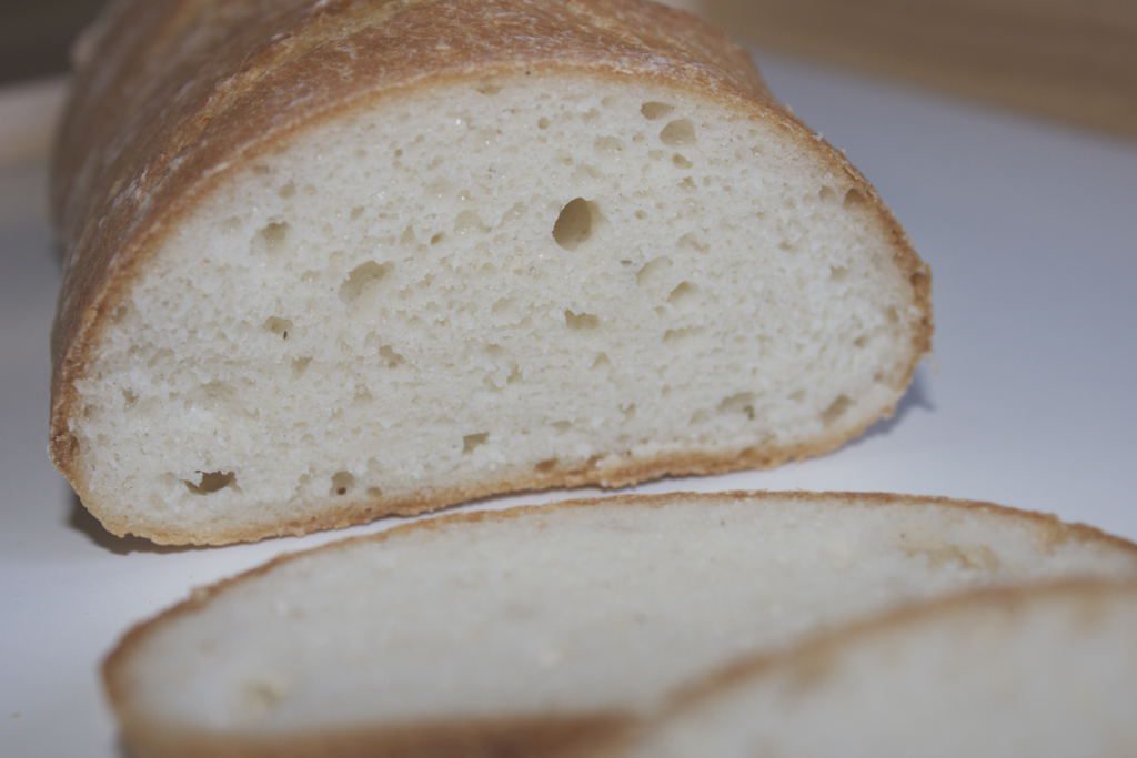 LavFODMAP glutenfri bakst med surdeig