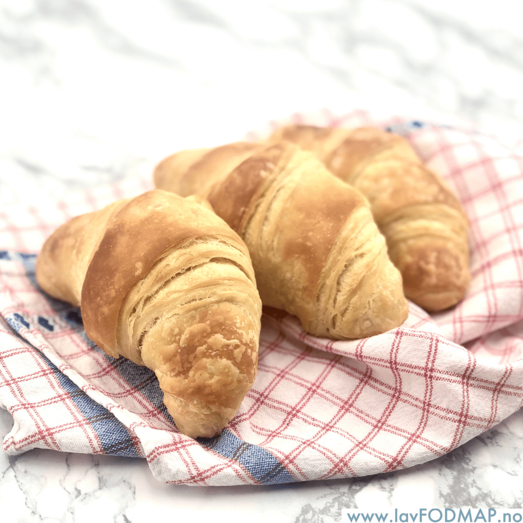 Croissanter av surdeig Croissanter av surdeig